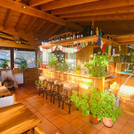 Xalet Refugi Pere Carne Hostel *