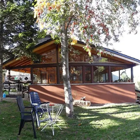 Hostel Xalet Refugi Pere Carne La Molina (Girona)